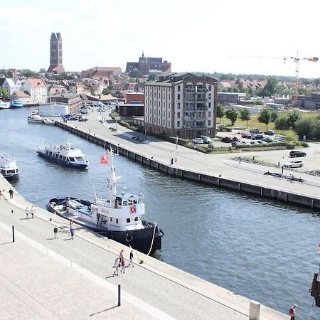 Ohlerich Speicher - Schlafen Im Hafen Вісмар Екстер'єр фото
