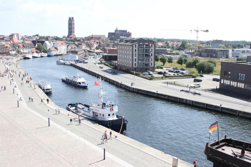Ohlerich Speicher - Schlafen Im Hafen Вісмар Екстер'єр фото